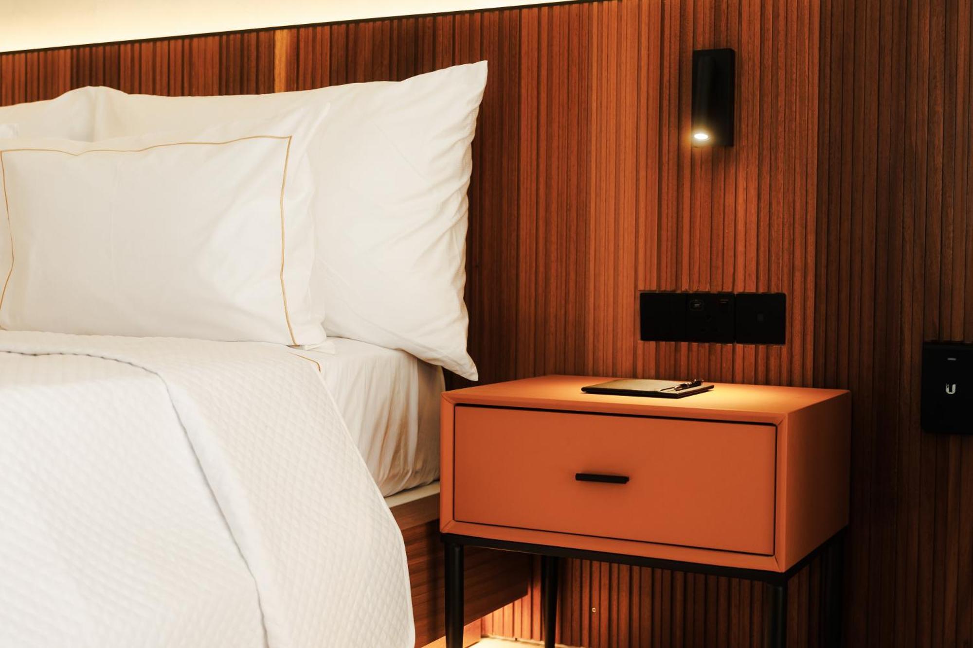 M Boutique Hotel - Designed For Adults Paphos Szoba fotó